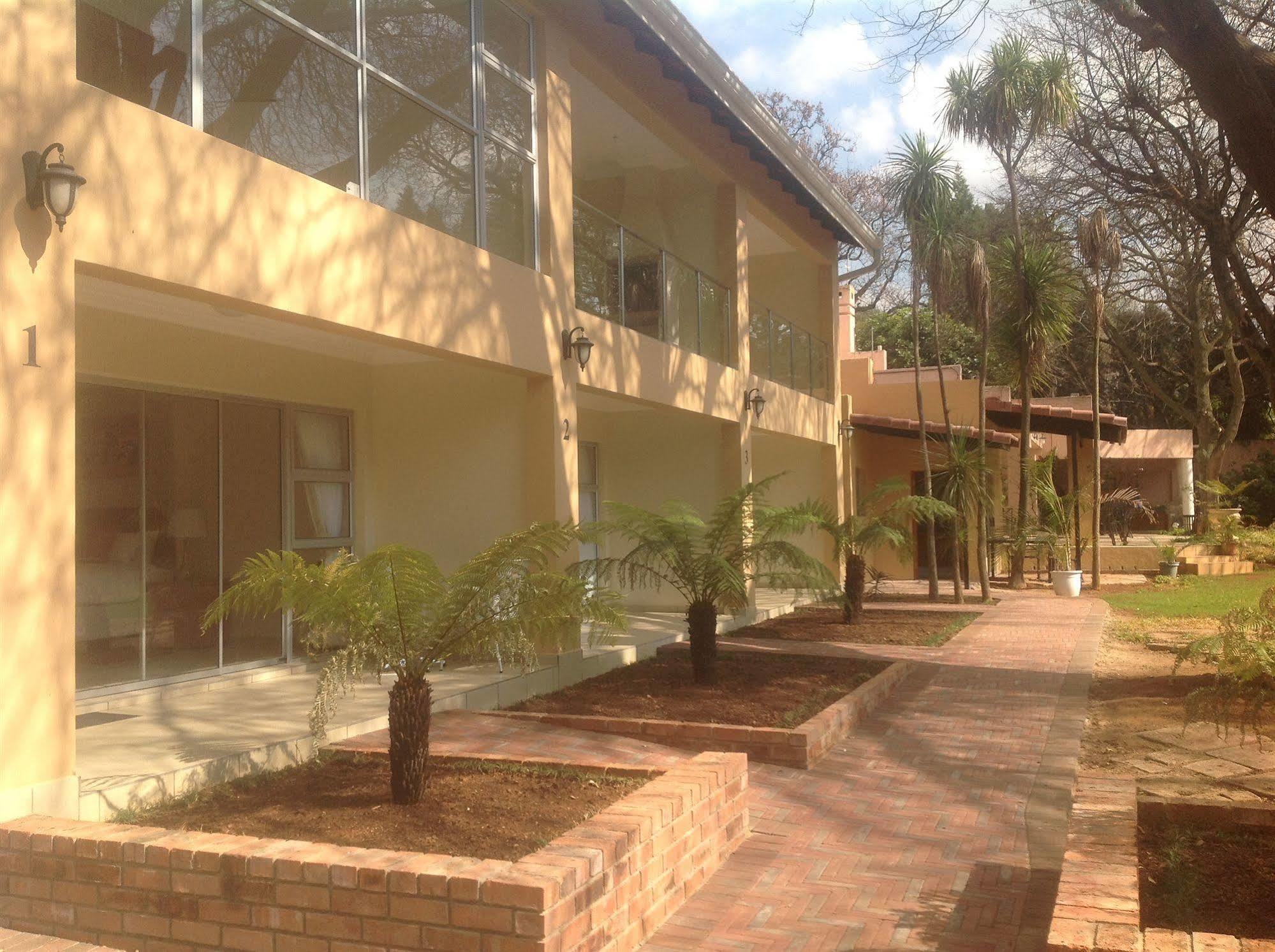 Anka Lodge Johannesburg Bagian luar foto